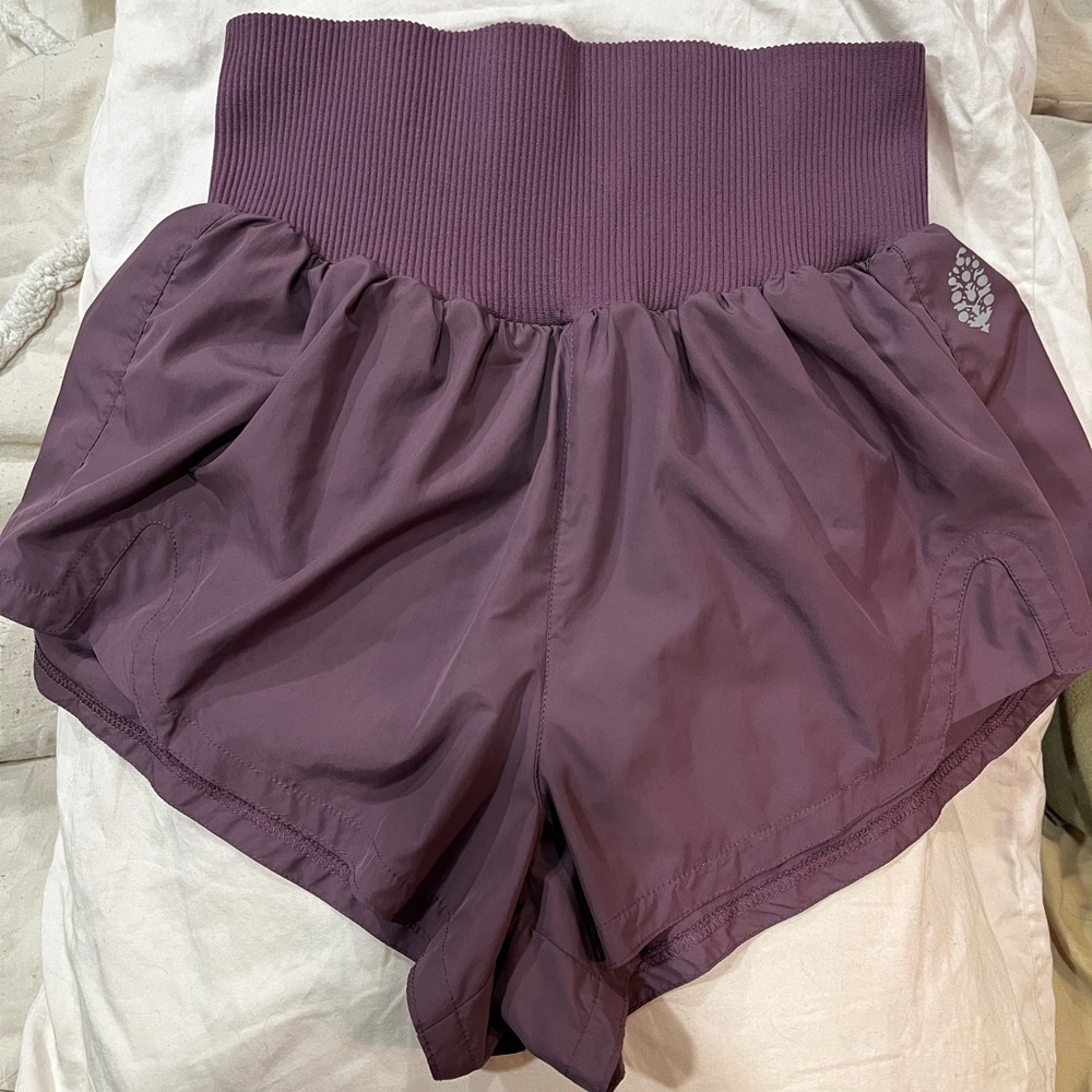 FP MOVEMENT CARPE DIEM SHORTS - Size small